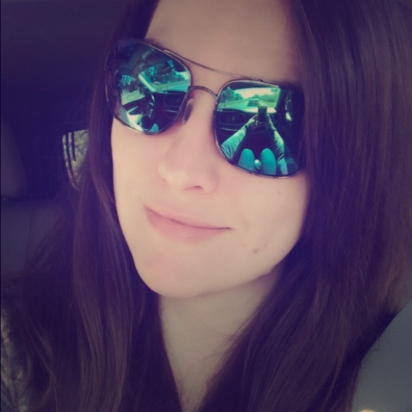 Meet your Posher, Rita - Picture 1 of 1